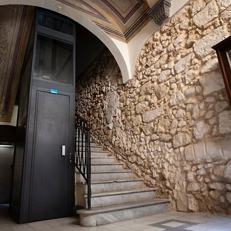 סאסארי Corner Cavour Apartment מראה חיצוני תמונה